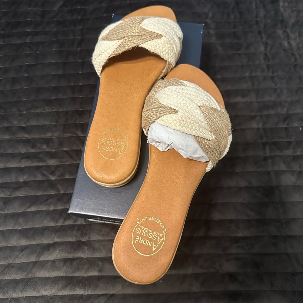 Andre Assous Women's Tan and Cream Sandals